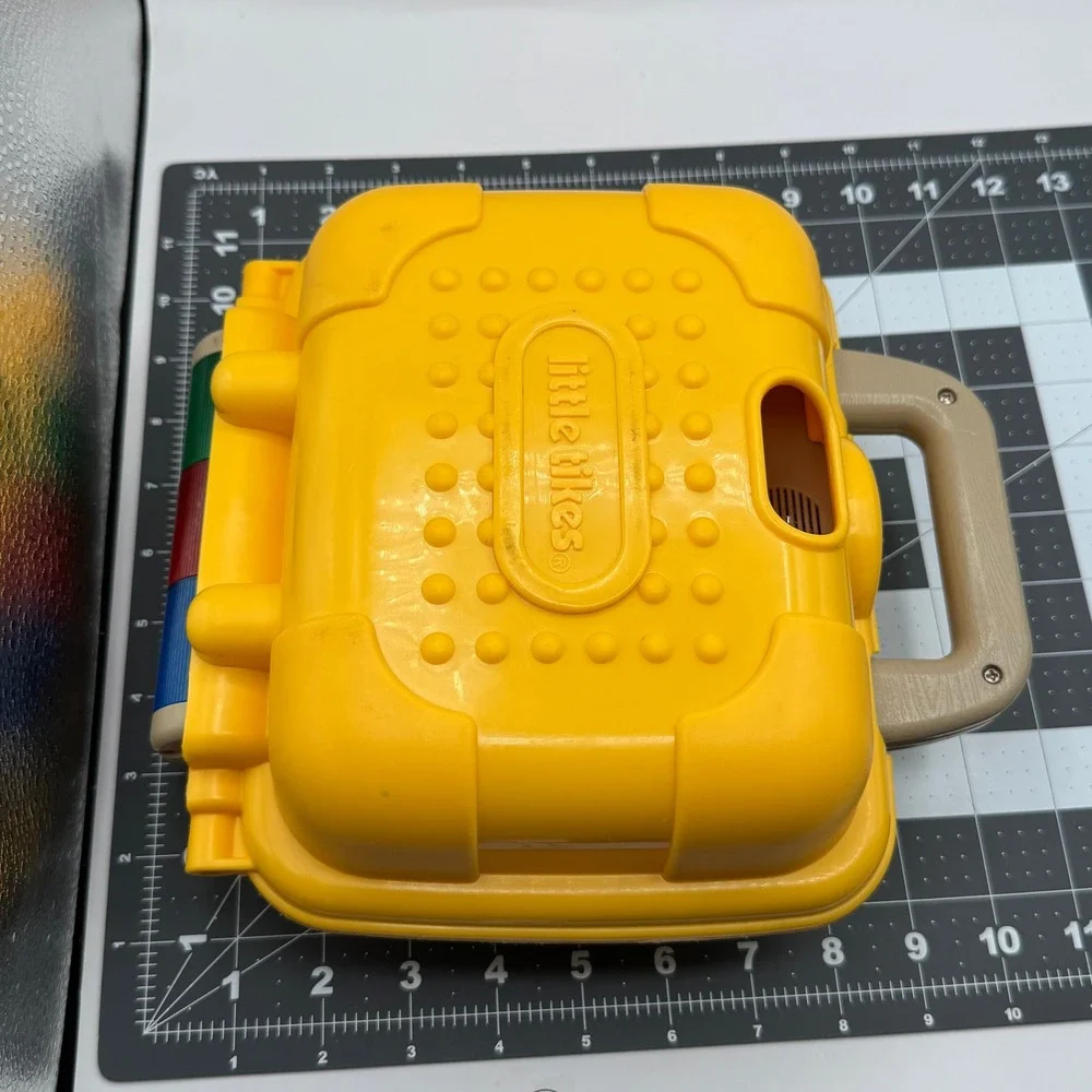 Little Tikes Shape Sorter Travel Case Kids Yellow Portable Learning Toy 1609